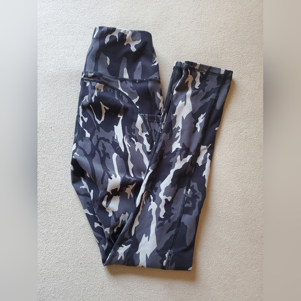 Iuga Grey Army Print Leggings with Pockets